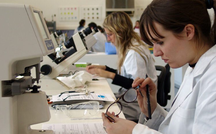  CURSO TÉCNICO EM ÓPTICA